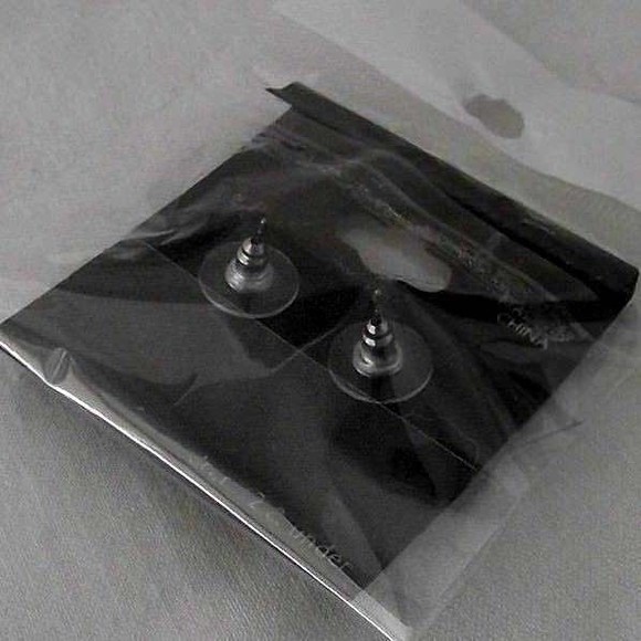 Cross Earrings Stud Buds Initial E Pierced Jewelry Howards Nickel Free Small NEW - Picture 3 of 3